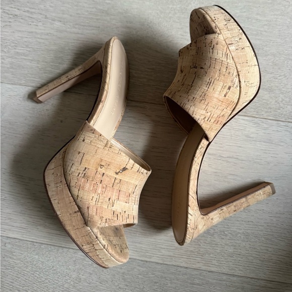 VERONICA BEARD
Dali Cork Slide Platform Sandals size 9 - Picture 6 of 13